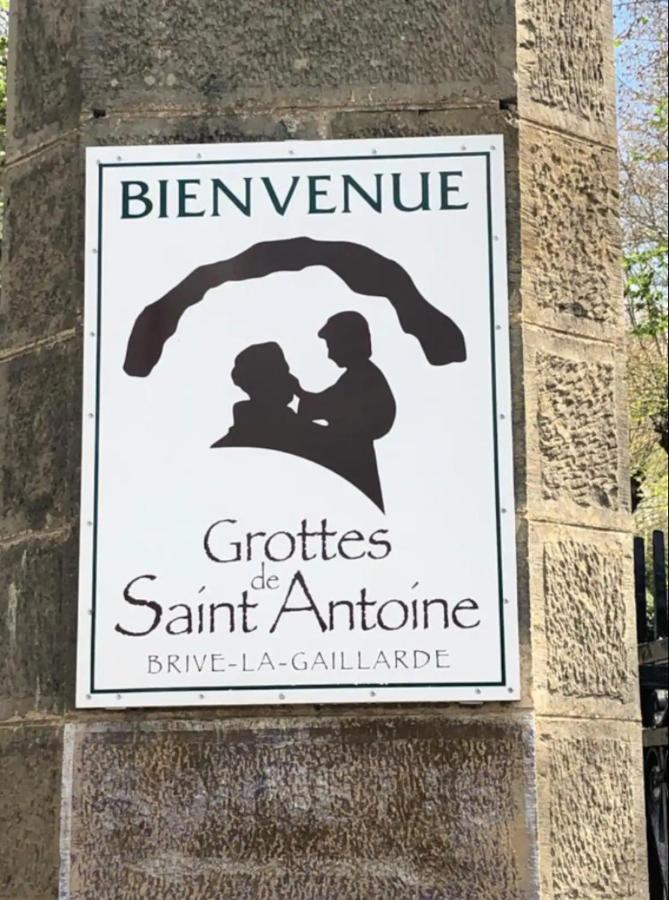 Logement A Brive, Proche Centre-Ville Et Gare, Avec Climatisation - Internet Fibre - Stationnements Gratuit Luaran gambar