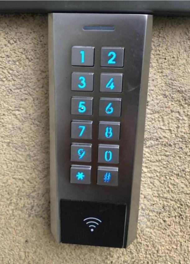 Logement A Brive, Proche Centre-Ville Et Gare, Avec Climatisation - Internet Fibre - Stationnements Gratuit Luaran gambar