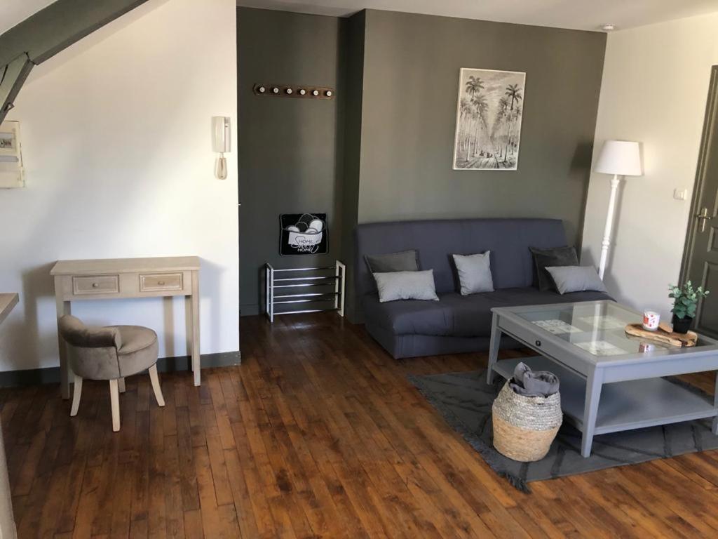 Logement A Brive, Proche Centre-Ville Et Gare, Avec Climatisation - Internet Fibre - Stationnements Gratuit Luaran gambar