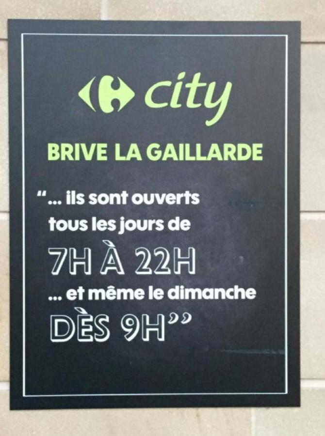 Logement A Brive, Proche Centre-Ville Et Gare, Avec Climatisation - Internet Fibre - Stationnements Gratuit Luaran gambar